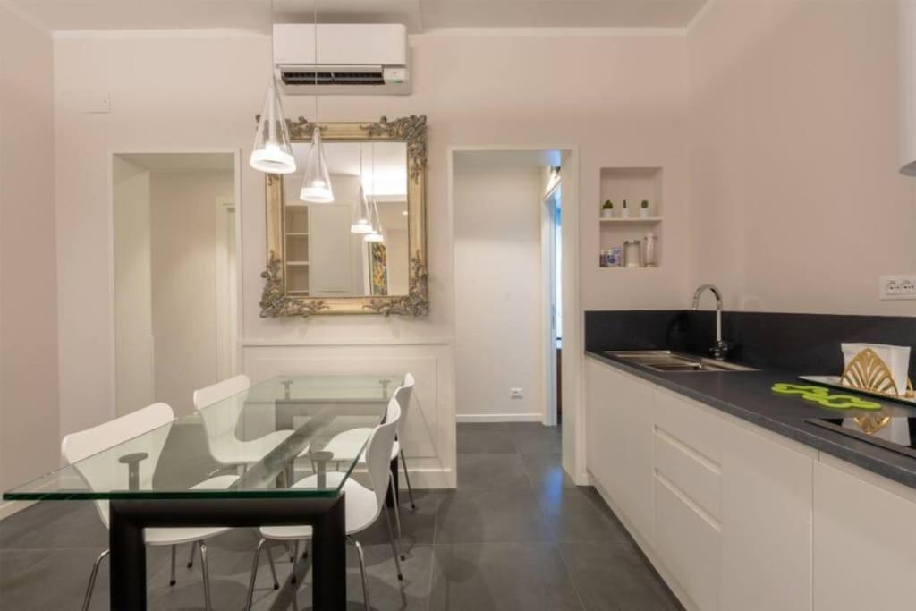 Stylish Four Bedrooms Apartment - Florence Center Exteriör bild